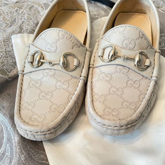GUCCI - Cream Loafers - Picture 1 of 6